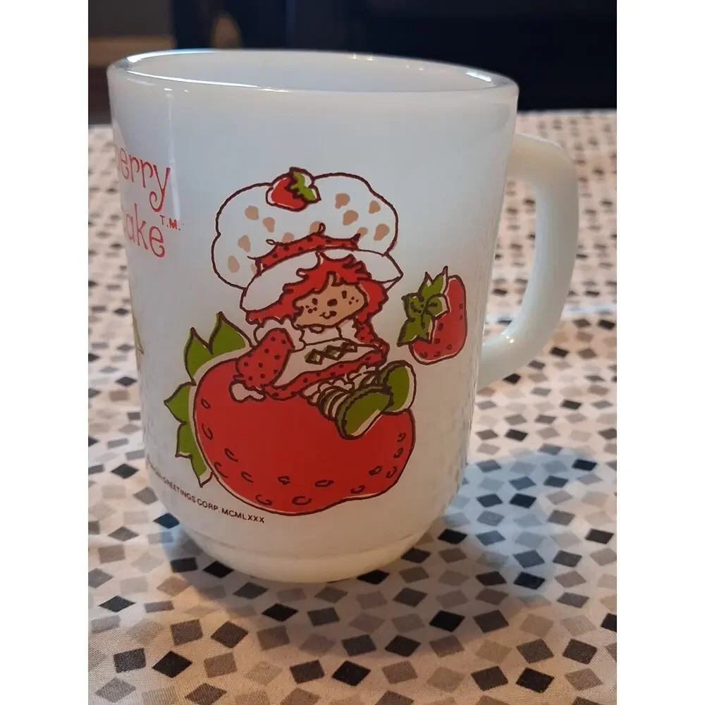 Anchor Hocking Fire King White Milk Glass Strawberry Shortcake Mug Vintage -Mint